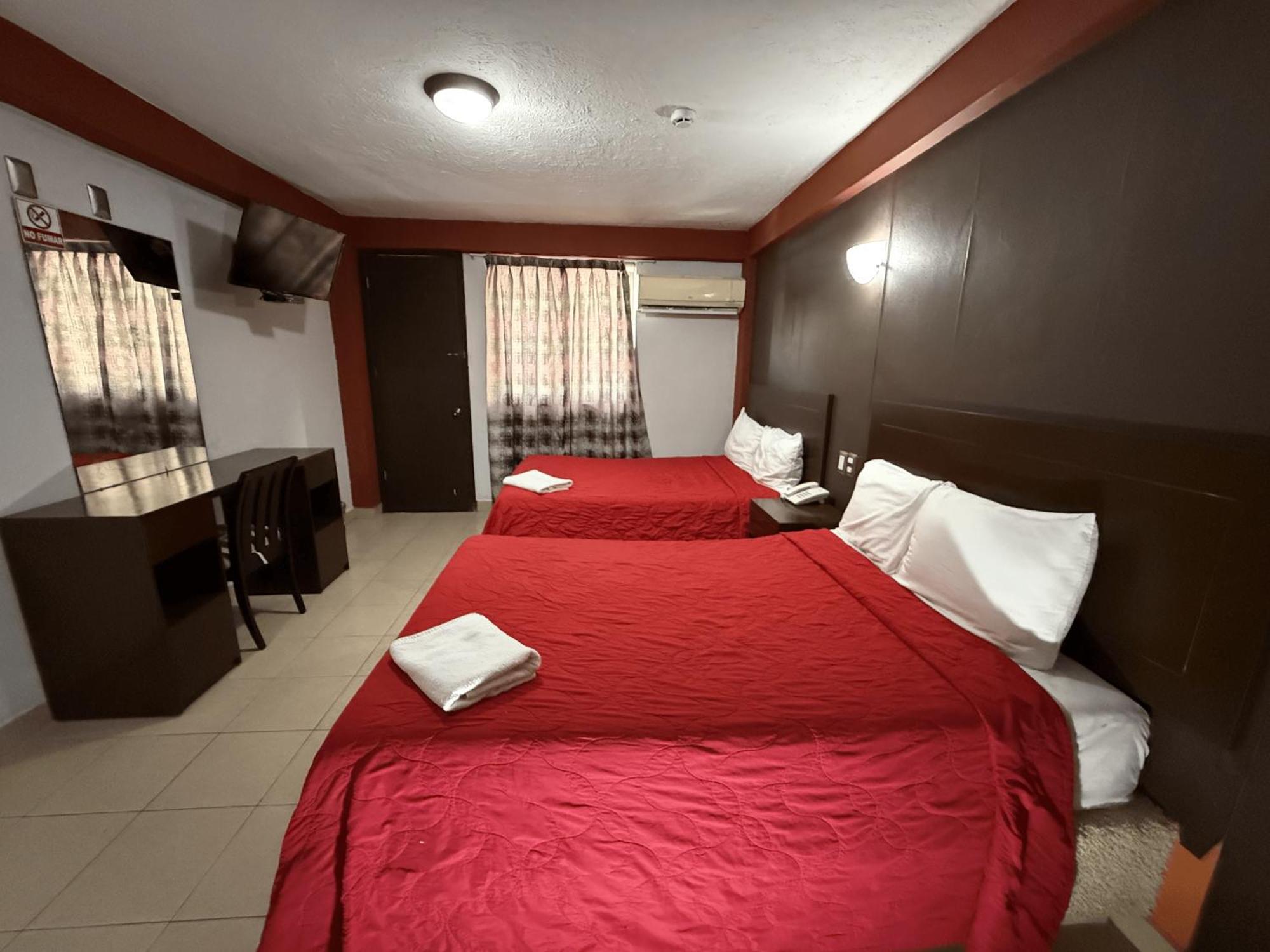 Hotel Rolovi 韦拉克鲁斯 外观 照片